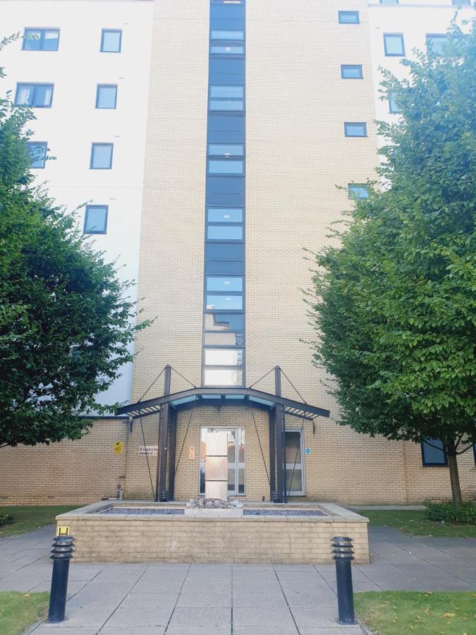 Luxury Canary Wharf Apartment With Free Parking London Exteriör bild